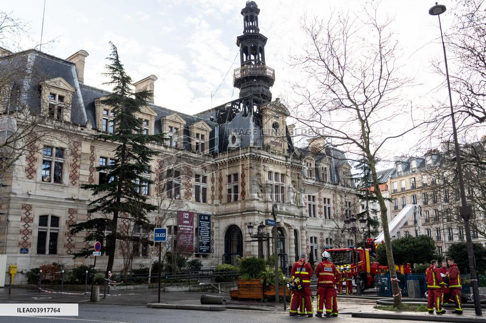 City Town Hall of the 12th arrondissement caught fire - Paris AJ