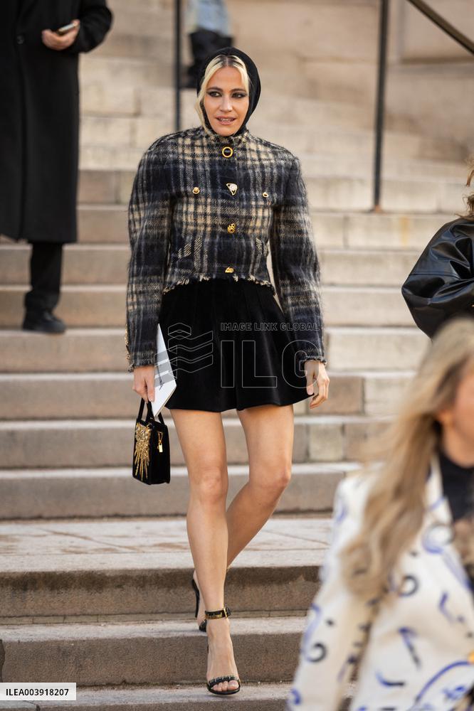 PFW - Schiaparelli Haute Couture - Arrivals NB