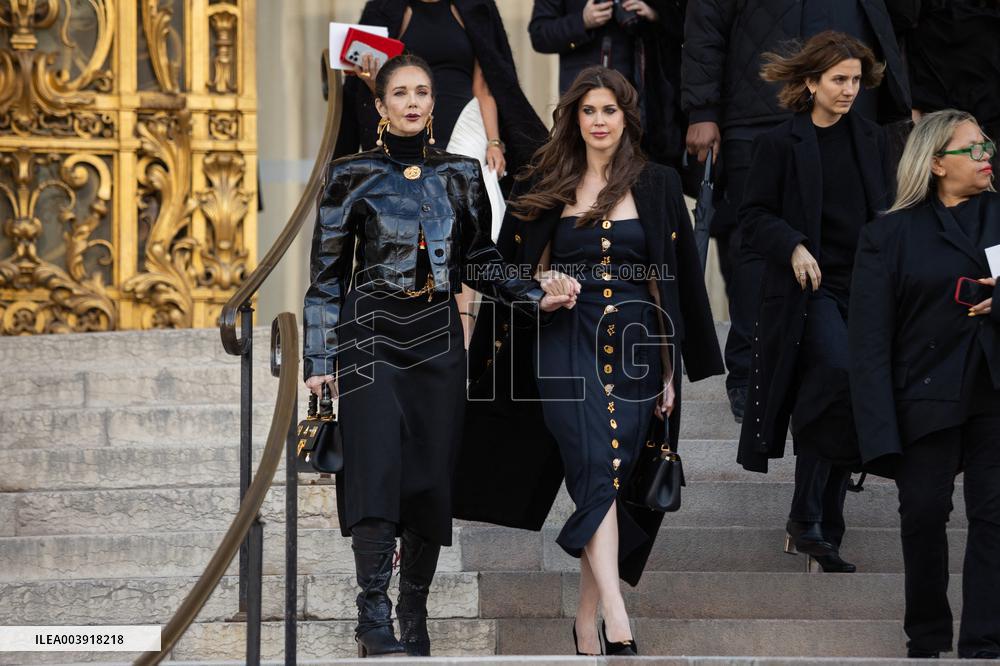 PFW - Schiaparelli Haute Couture - Arrivals NB