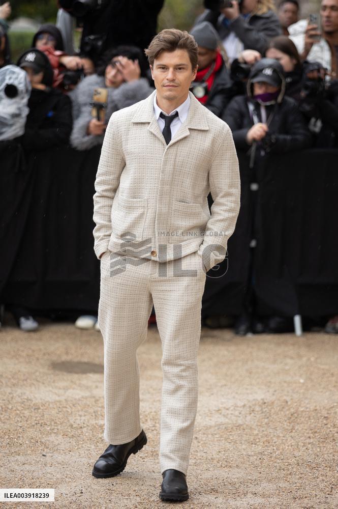 PFW - Schiaparelli Haute Couture - Arrivals NB