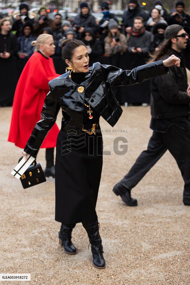 PFW - Schiaparelli Haute Couture - Arrivals NB