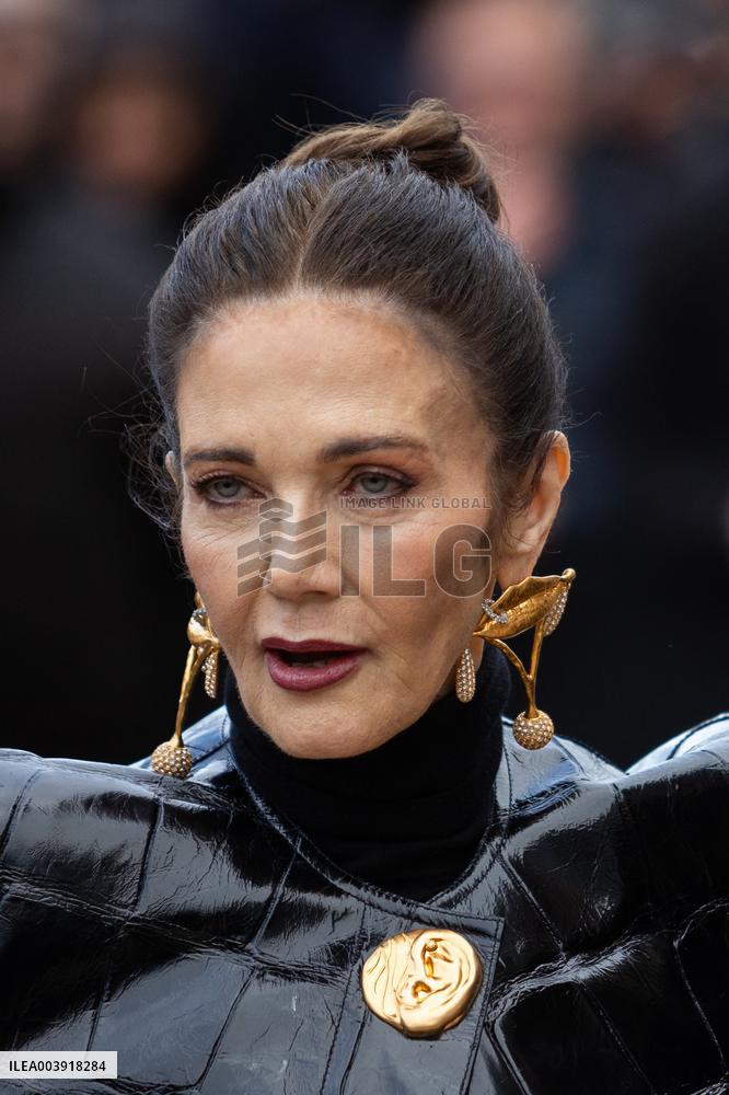 PFW - Schiaparelli Haute Couture - Arrivals NB