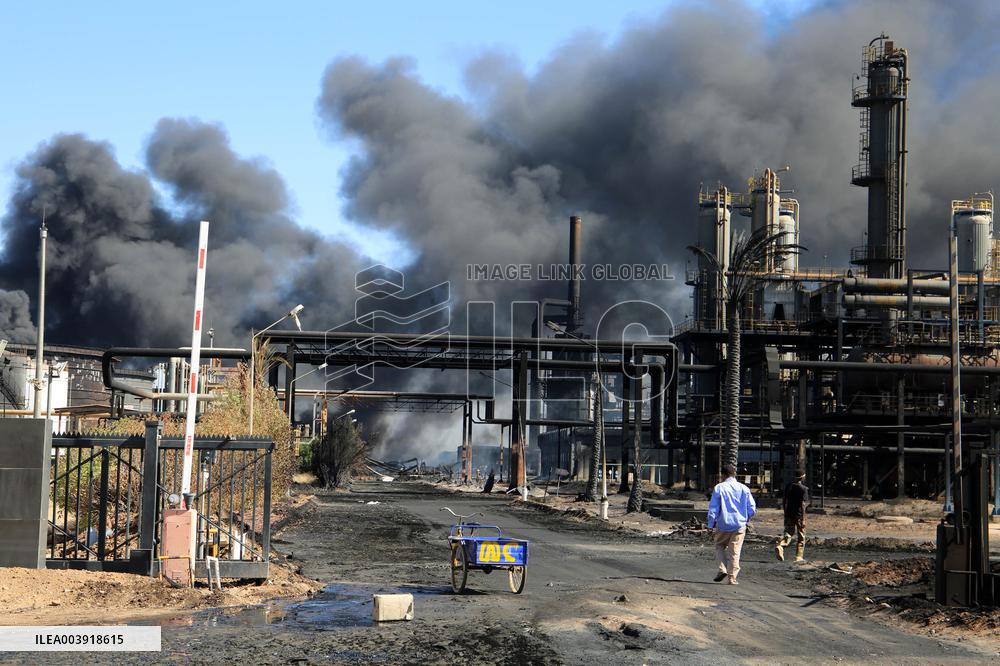 Refinery Fire In Khartoum - Sudan