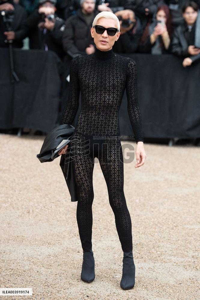 PFW Schiaparelli Arrivals