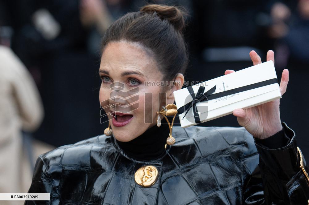 PFW Schiaparelli Arrivals