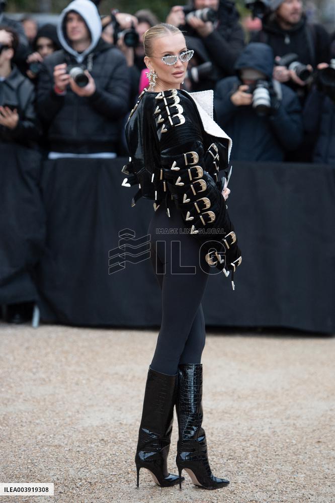 PFW Schiaparelli Arrivals