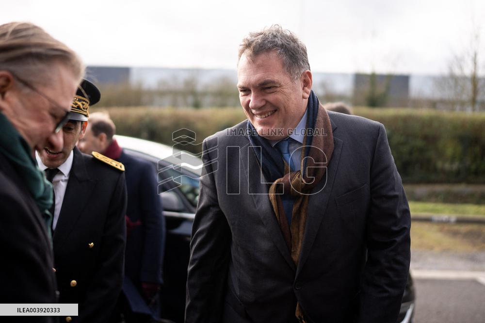 Philippe Tabarot visits the company Transport Prevost - Mitry Mory AJ