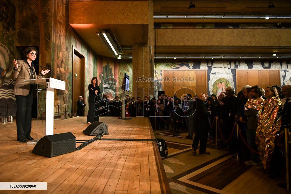 SYNAVI activists protest during Rachida Dati speech in Paris FA