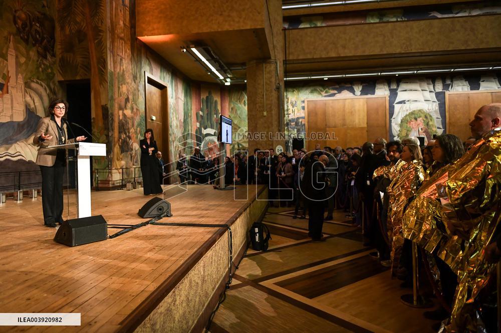 SYNAVI activists protest during Rachida Dati speech in Paris FA