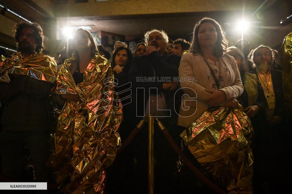 SYNAVI activists protest during Rachida Dati speech in Paris FA