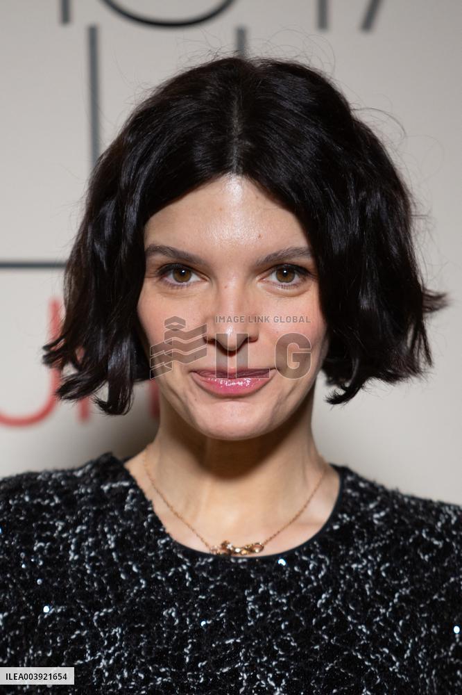 PFW - Giambattista Valli Haute Couture - Photocall NB