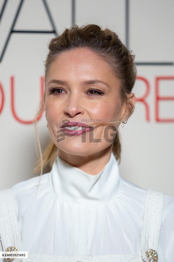 PFW - Giambattista Valli Haute Couture - Photocall NB