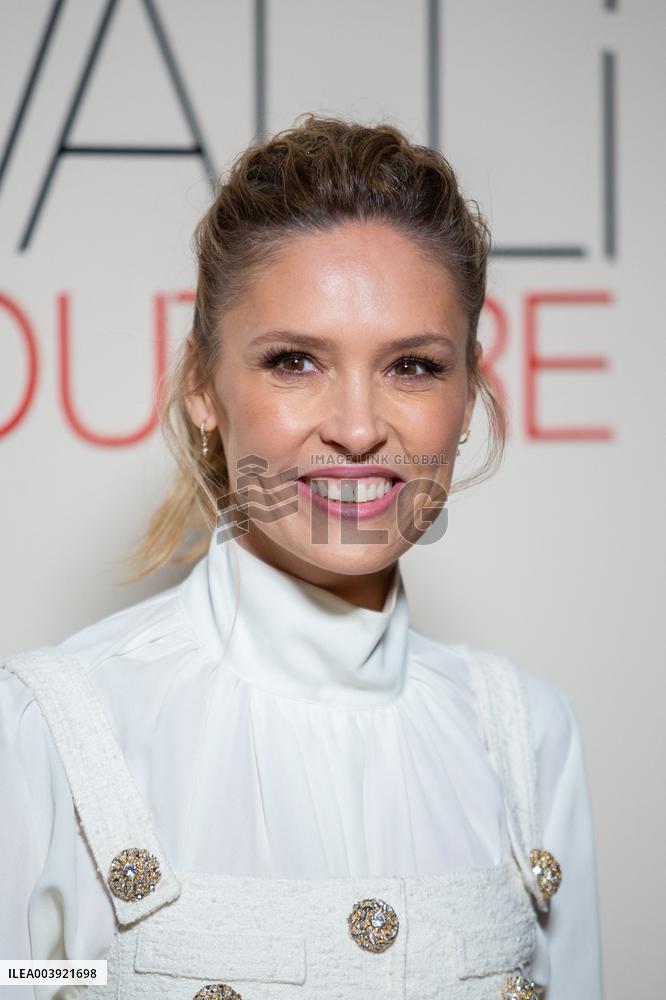 PFW - Giambattista Valli Haute Couture - Photocall NB