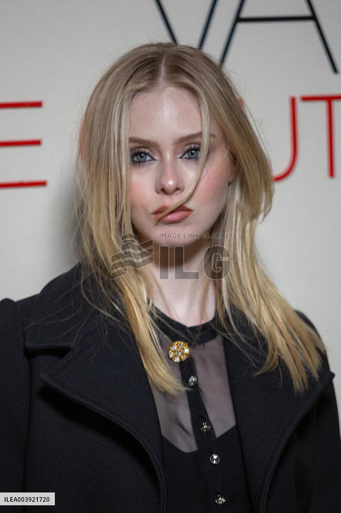 PFW - Giambattista Valli Haute Couture - Photocall NB