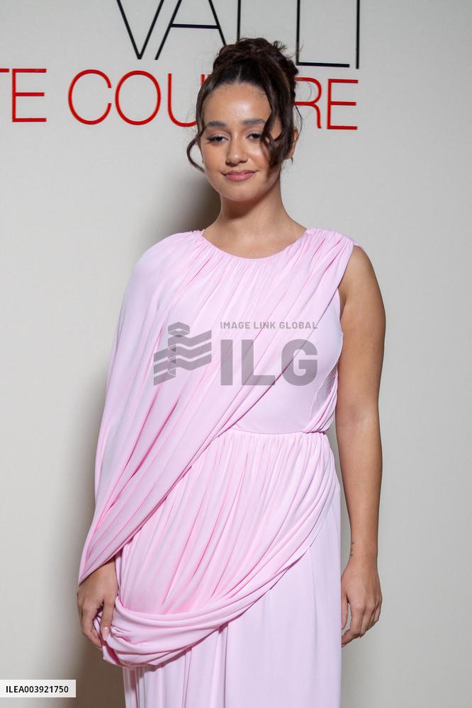 PFW - Giambattista Valli Haute Couture - Photocall NB