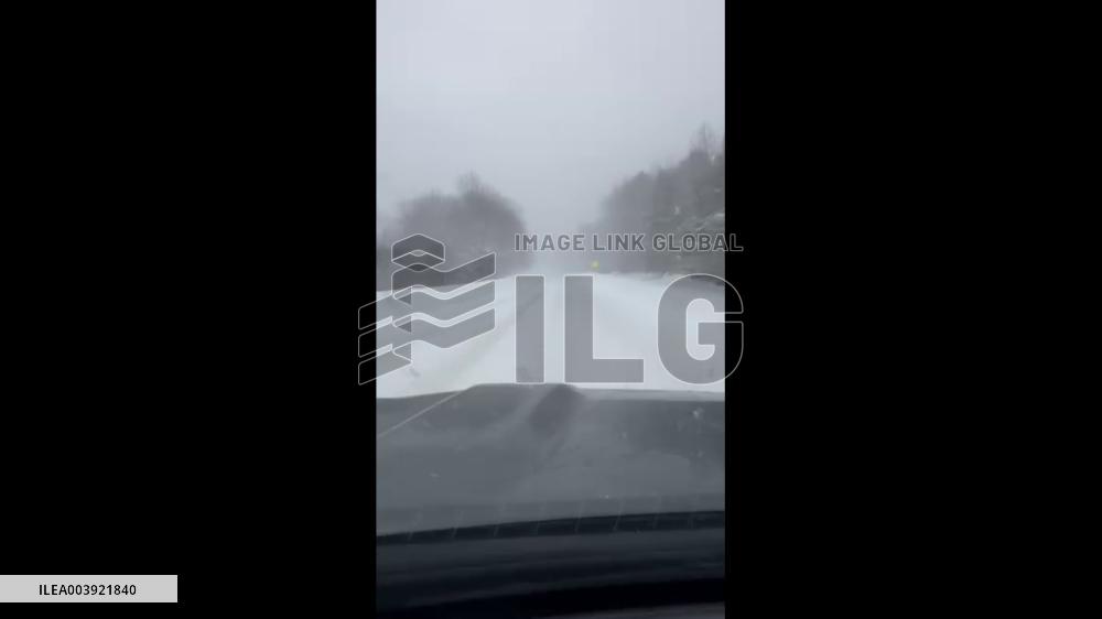 US: Lake-Effect Snow Hits Central New York, Weather Warnings Issued