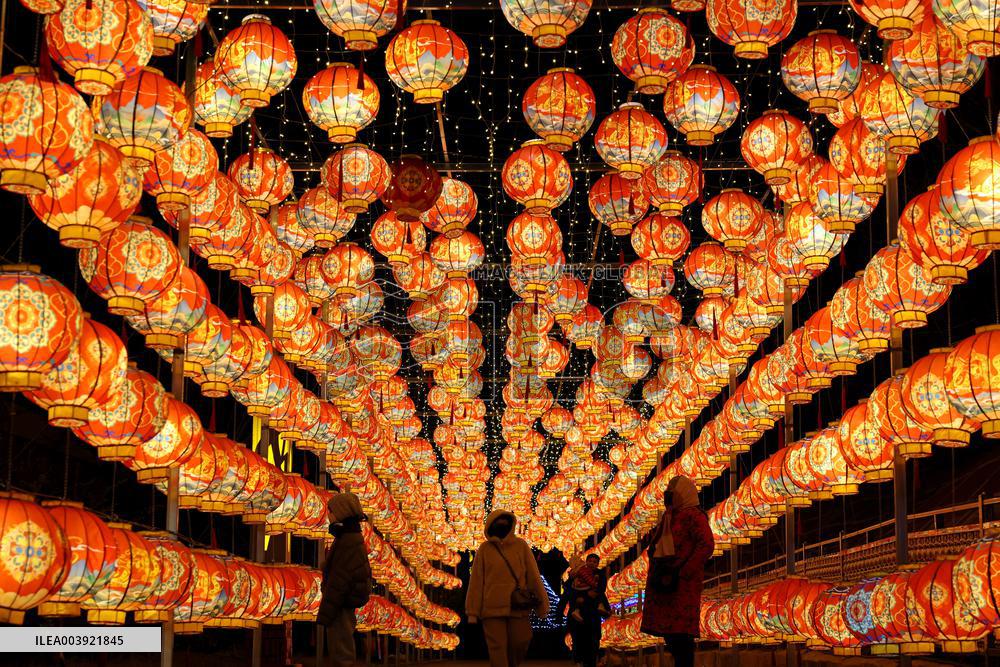 Festive Lanterns