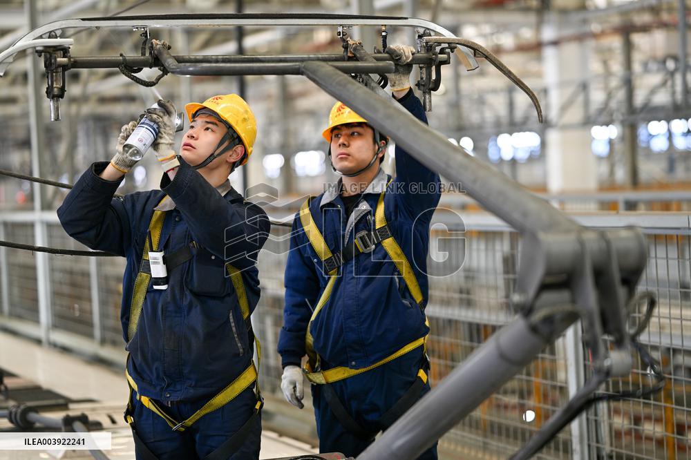 Train Maintenance in Nanjing