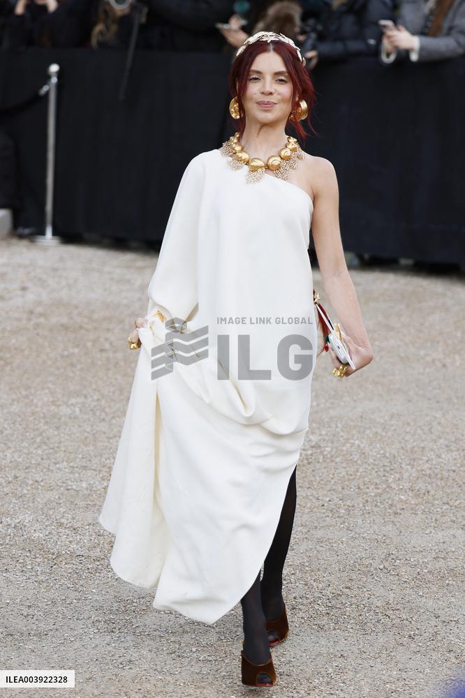 PFW - Schiaparelli Arrivals