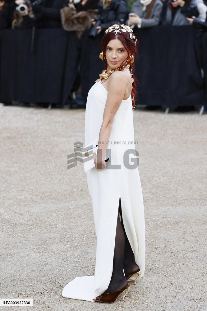 PFW - Schiaparelli Arrivals