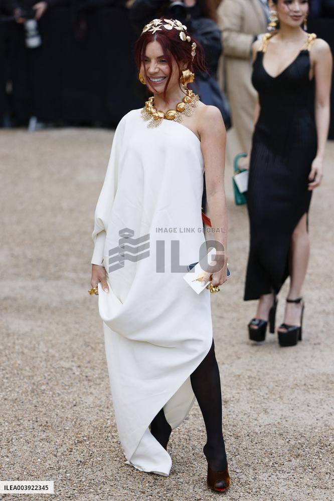 PFW - Schiaparelli Arrivals