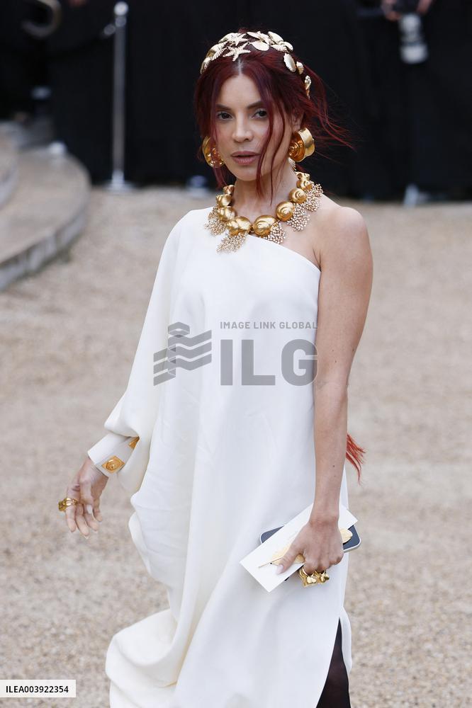 PFW - Schiaparelli Arrivals