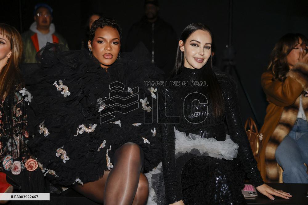 PFW - Rahul Mishra Front Row