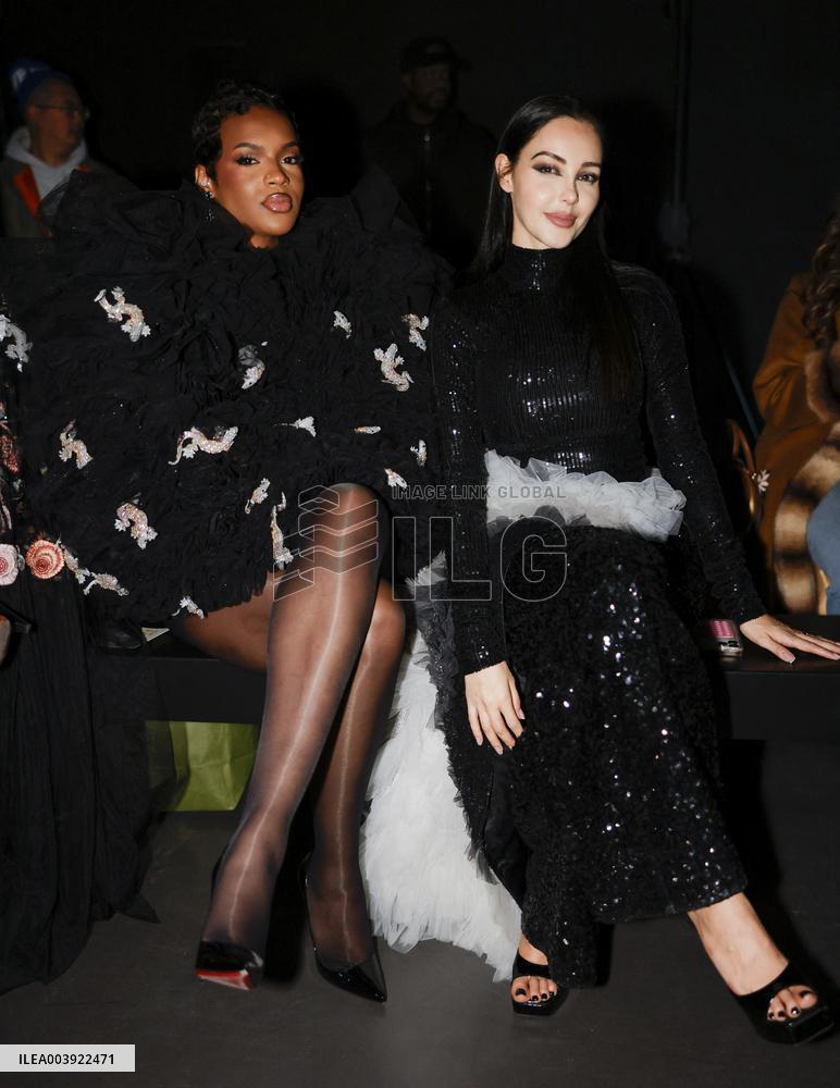PFW - Rahul Mishra Front Row