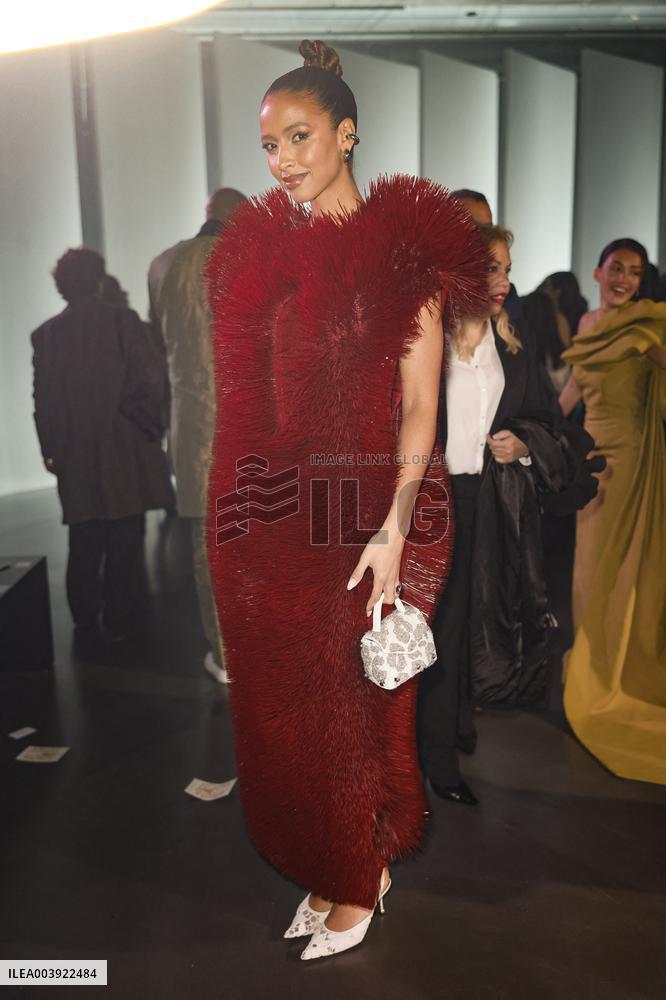 PFW - Rahul Mishra Front Row