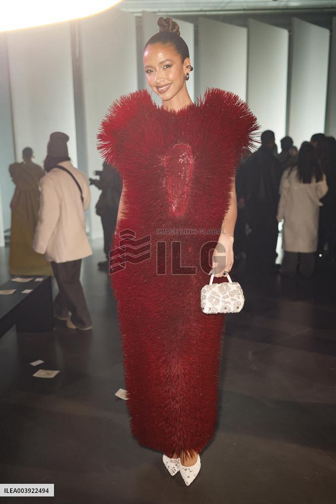 PFW - Rahul Mishra Front Row