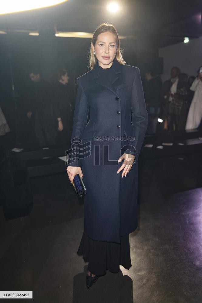 PFW - Rahul Mishra Front Row