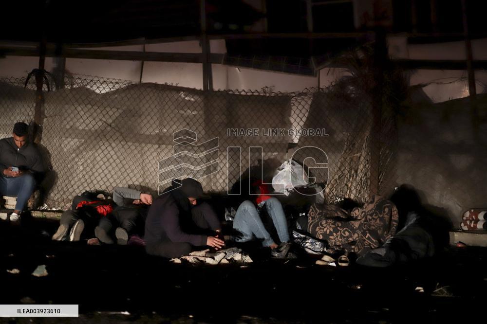 Displaced Palestinians Wait to Return Home - Deir Al-Balah