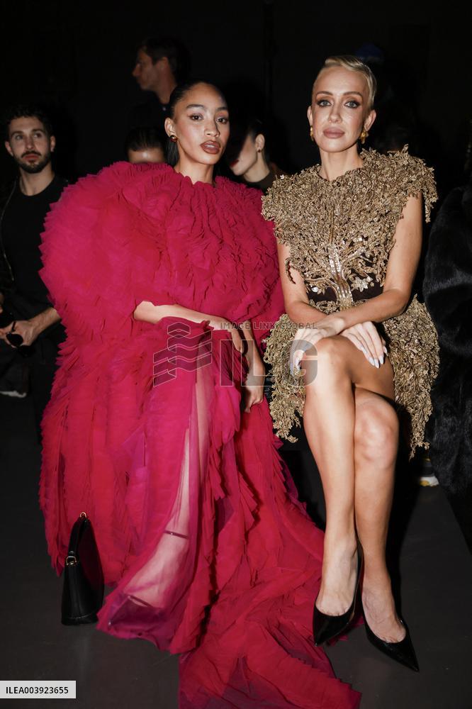 PFW - Rahul Mishra Front Row