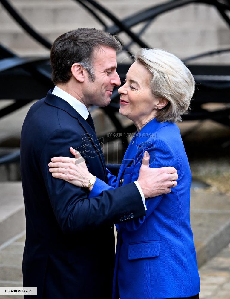 President Macron Meets Ursula Von Der Leyen - Paris