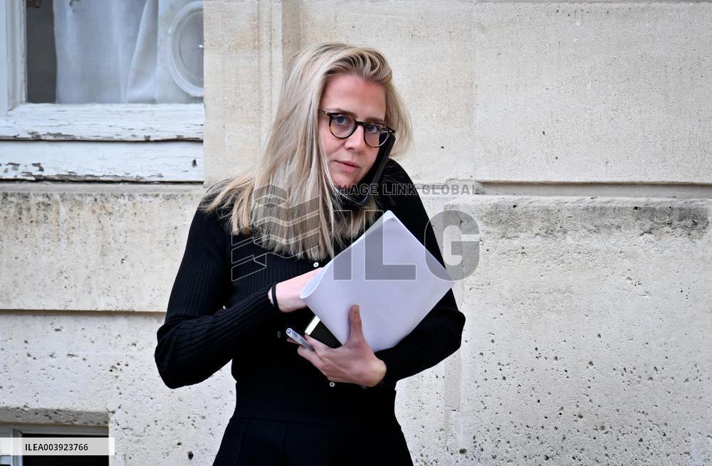 President Macron Meets Ursula Von Der Leyen - Paris
