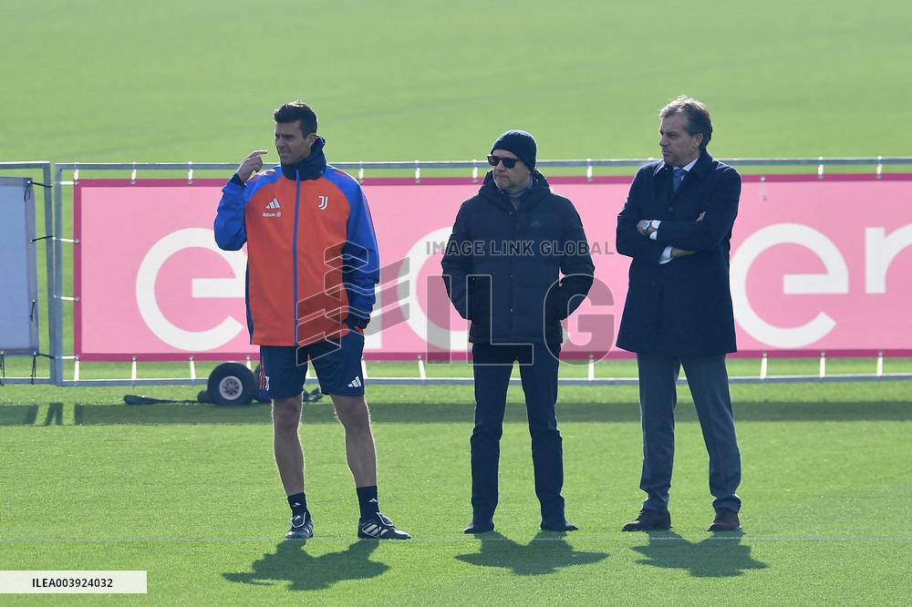 CALCIO - UEFA Champions League - Team Juventus - Training