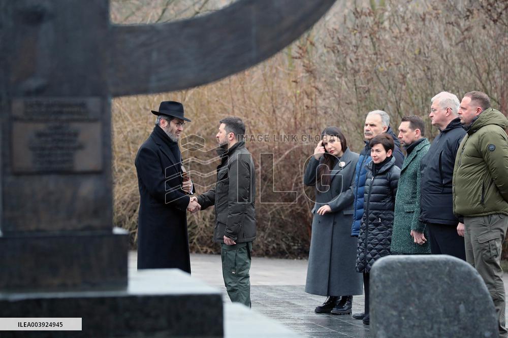 President of Ukraine Volodymyr Zelenskyy honors memory of Holocaust victims