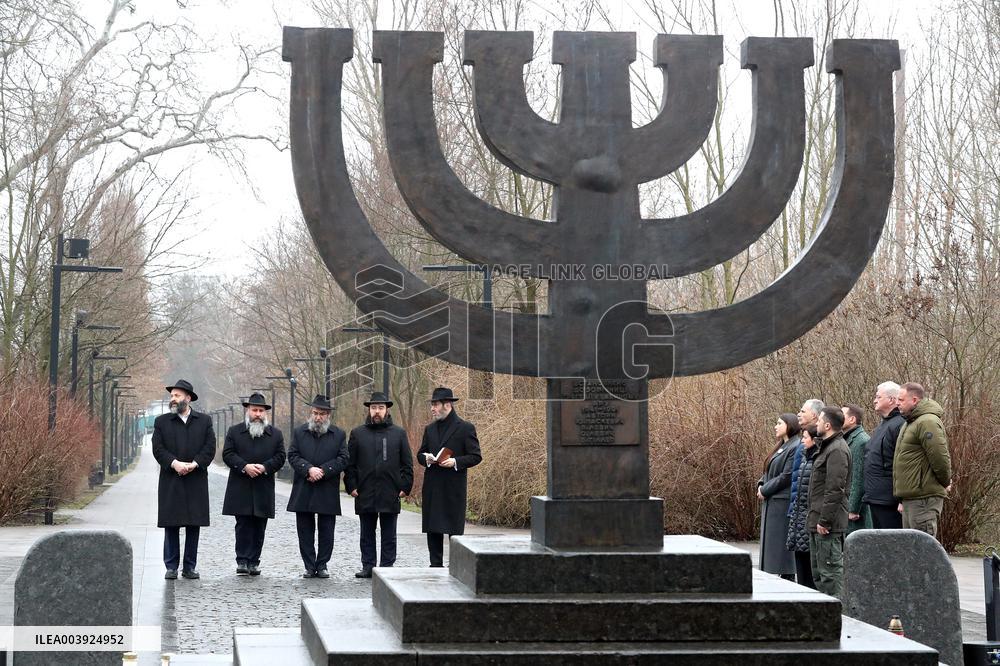President of Ukraine Volodymyr Zelenskyy honors memory of Holocaust victims