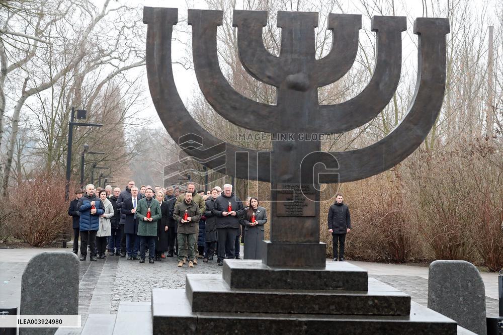 President of Ukraine Volodymyr Zelenskyy honors memory of Holocaust victims
