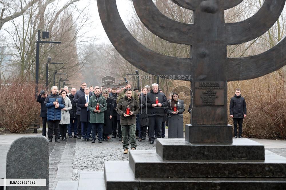 President of Ukraine Volodymyr Zelenskyy honors memory of Holocaust victims