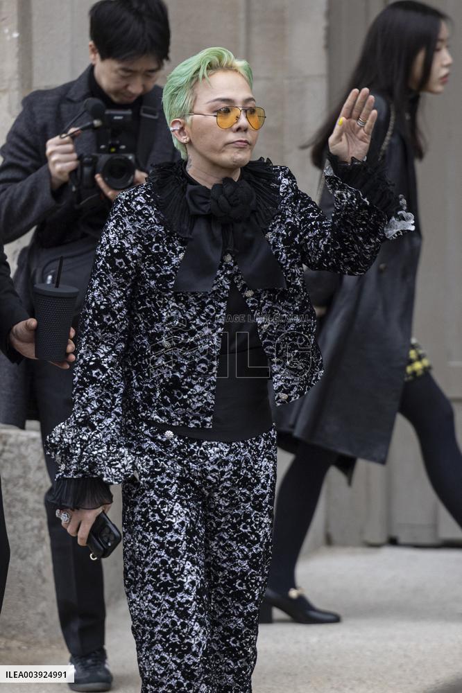 PFW - Chanel Arrivals