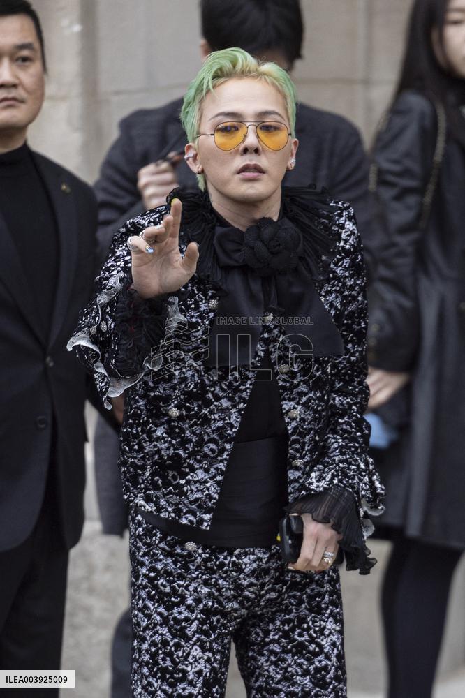 PFW - Chanel Arrivals