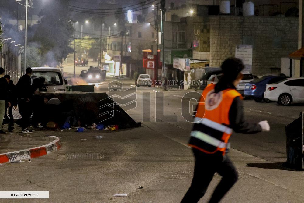 90 Prisoners Released by Israel - West Bank