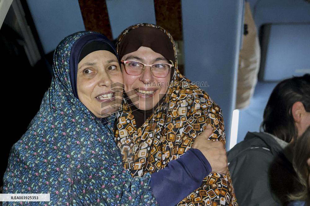 90 Prisoners Released by Israel - West Bank