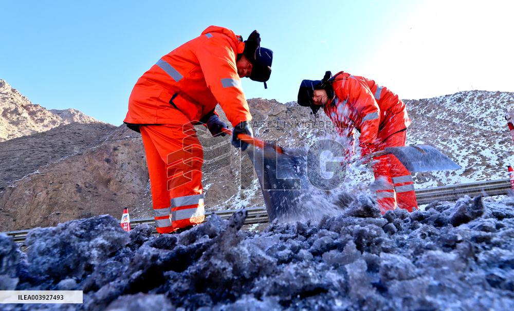 Clearing Snow on National Highway 307 in Zhangye