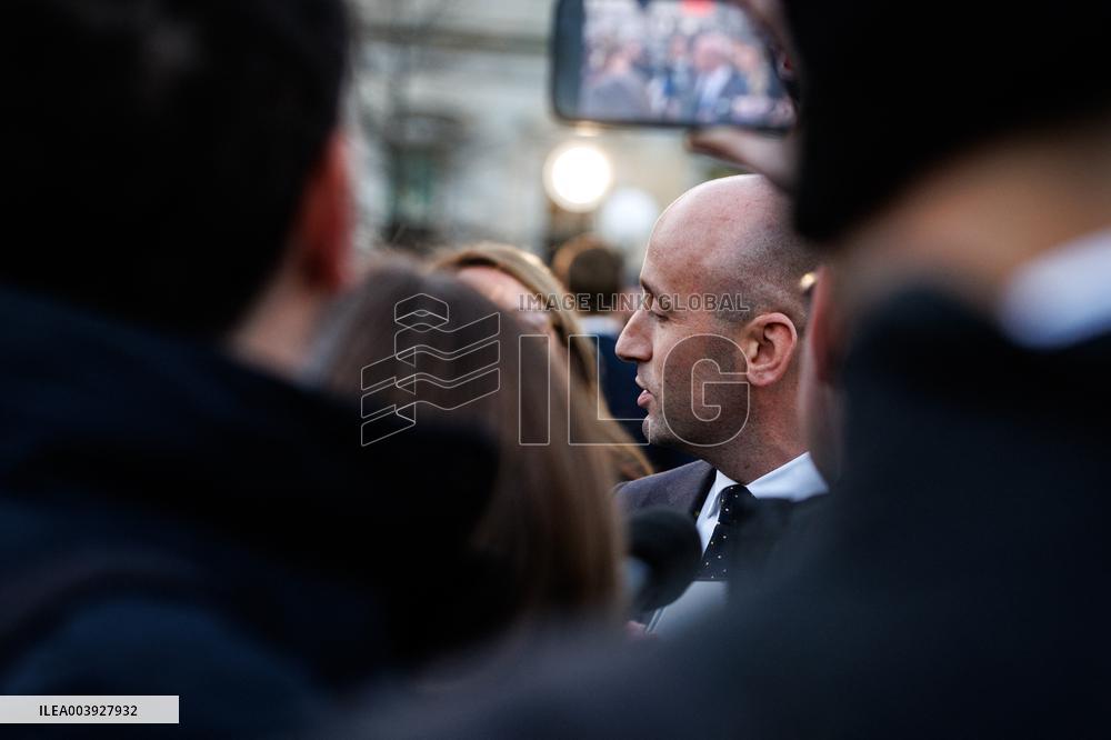 Stephen Miller Talks To Reporter - DC