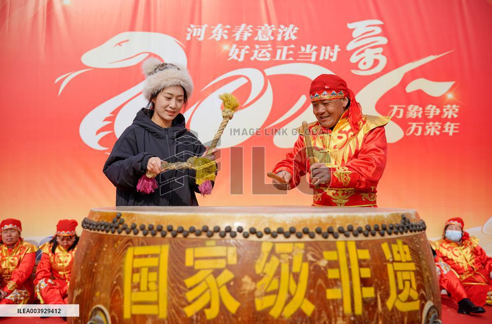 Gongs And Drums Performance in Yuncheng