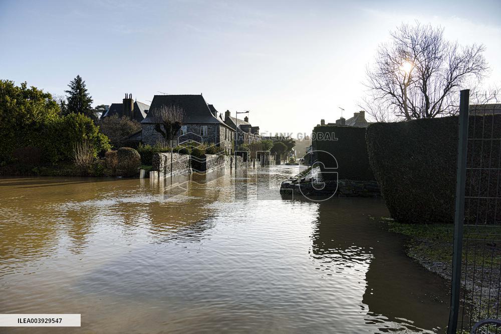 Historic Flooding in Ile Et Vilaine - France