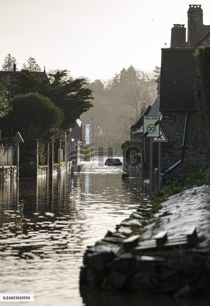 Historic Flooding in Ile Et Vilaine - France