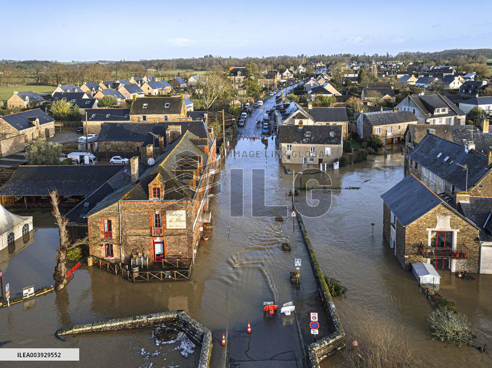 Historic Flooding in Ile Et Vilaine - France